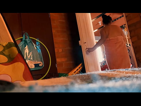 ❤️ Meu tío ségueme á ducha, fódeme mentres me ducho. ❤️ Vídeo de sexo en % gl.pornosexphoto.ru % ❌
