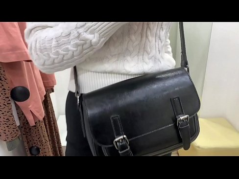 ❤️ Masturbación pública da nova cadela FeralBerry cun consolador no probatorio ❤️ Vídeo de sexo en % gl.pornosexphoto.ru % ❌